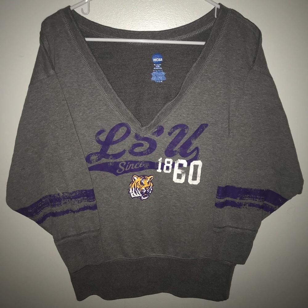 LSU sweater